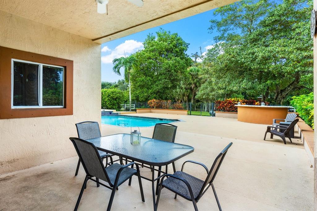 5811 Northwest 80th Terrace Parkland, FL 33067 - Photo 40 of 58