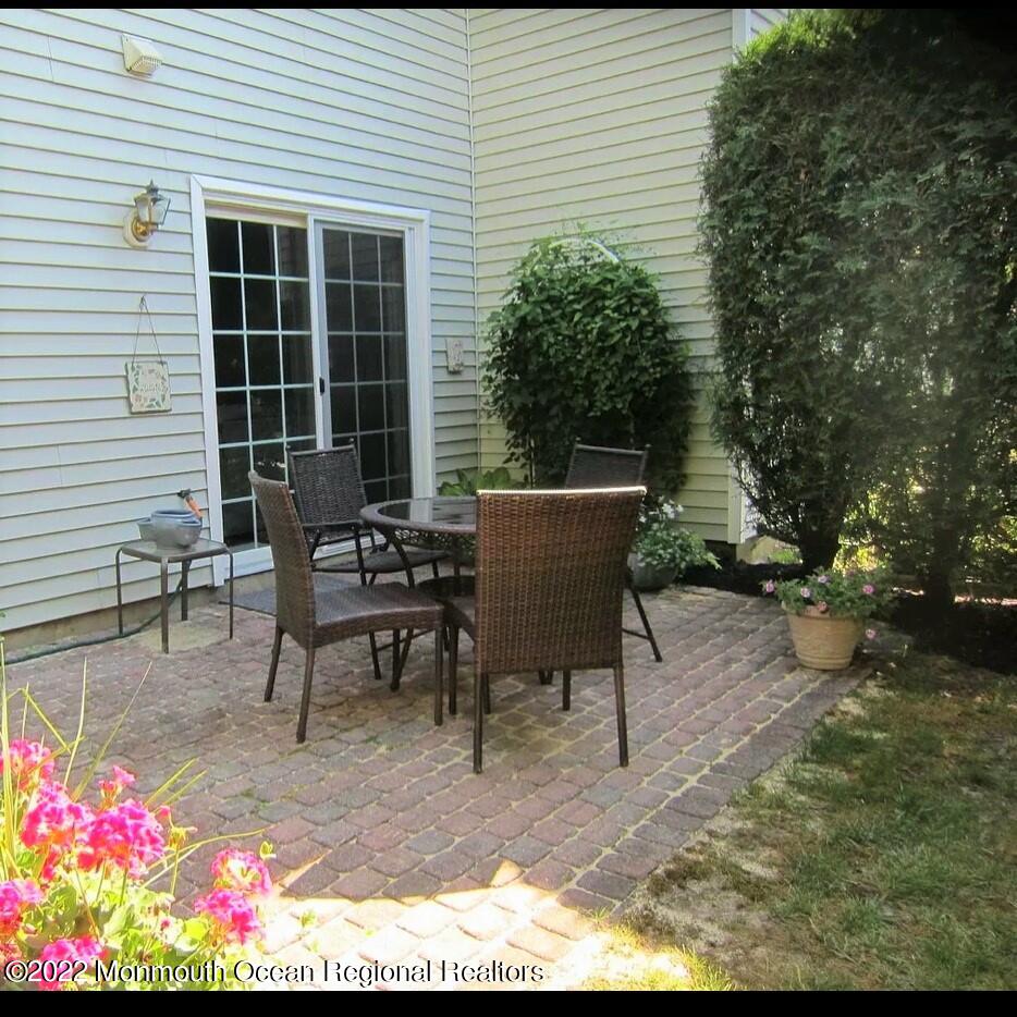 40 Hemlock Way Freehold, NJ 07728 - Photo 19 of 21 40 HEMLOCK WAY PATIO