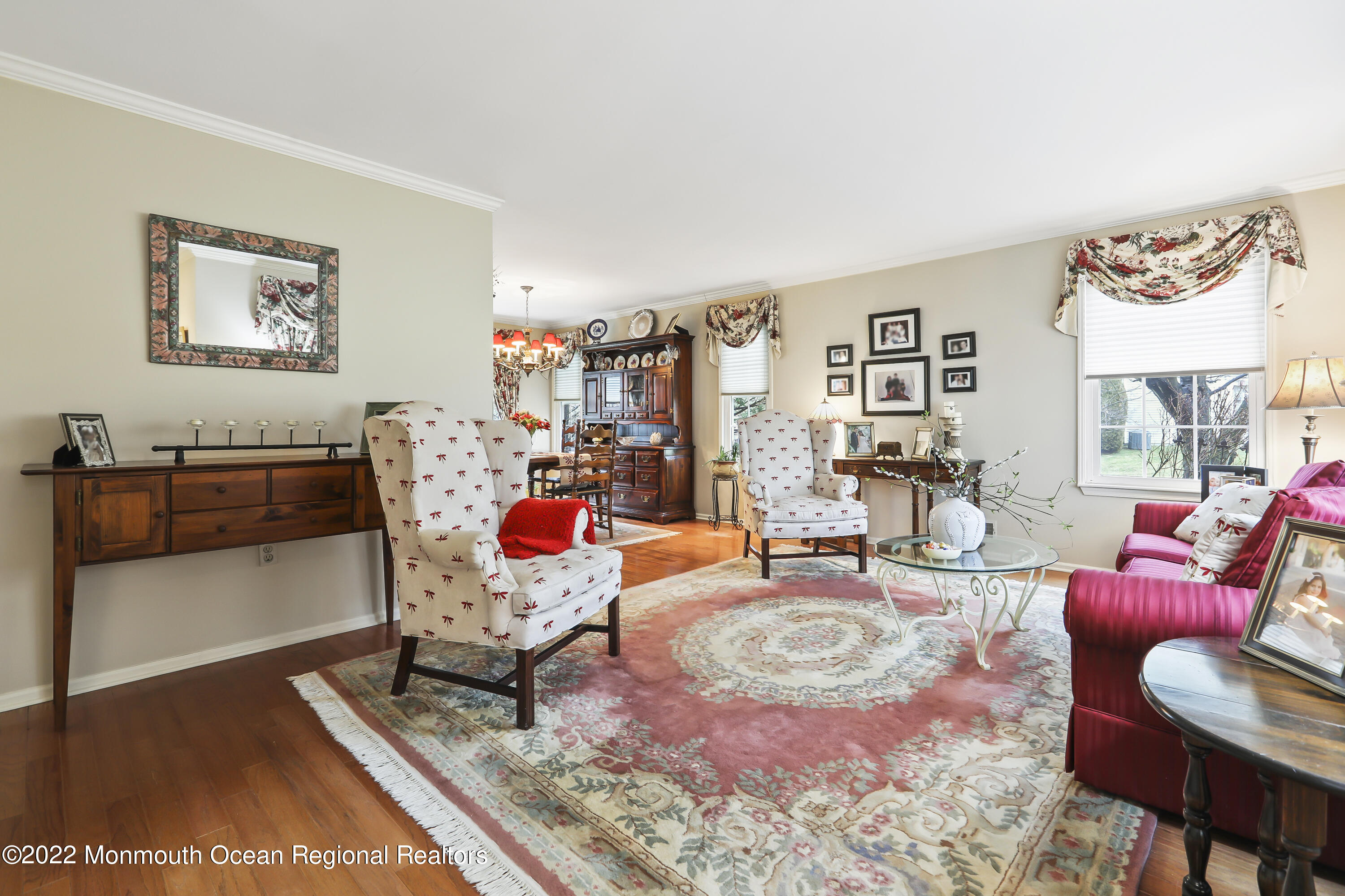40 Hemlock Way Freehold, NJ 07728 - Photo 3 of 21 5W5A5270