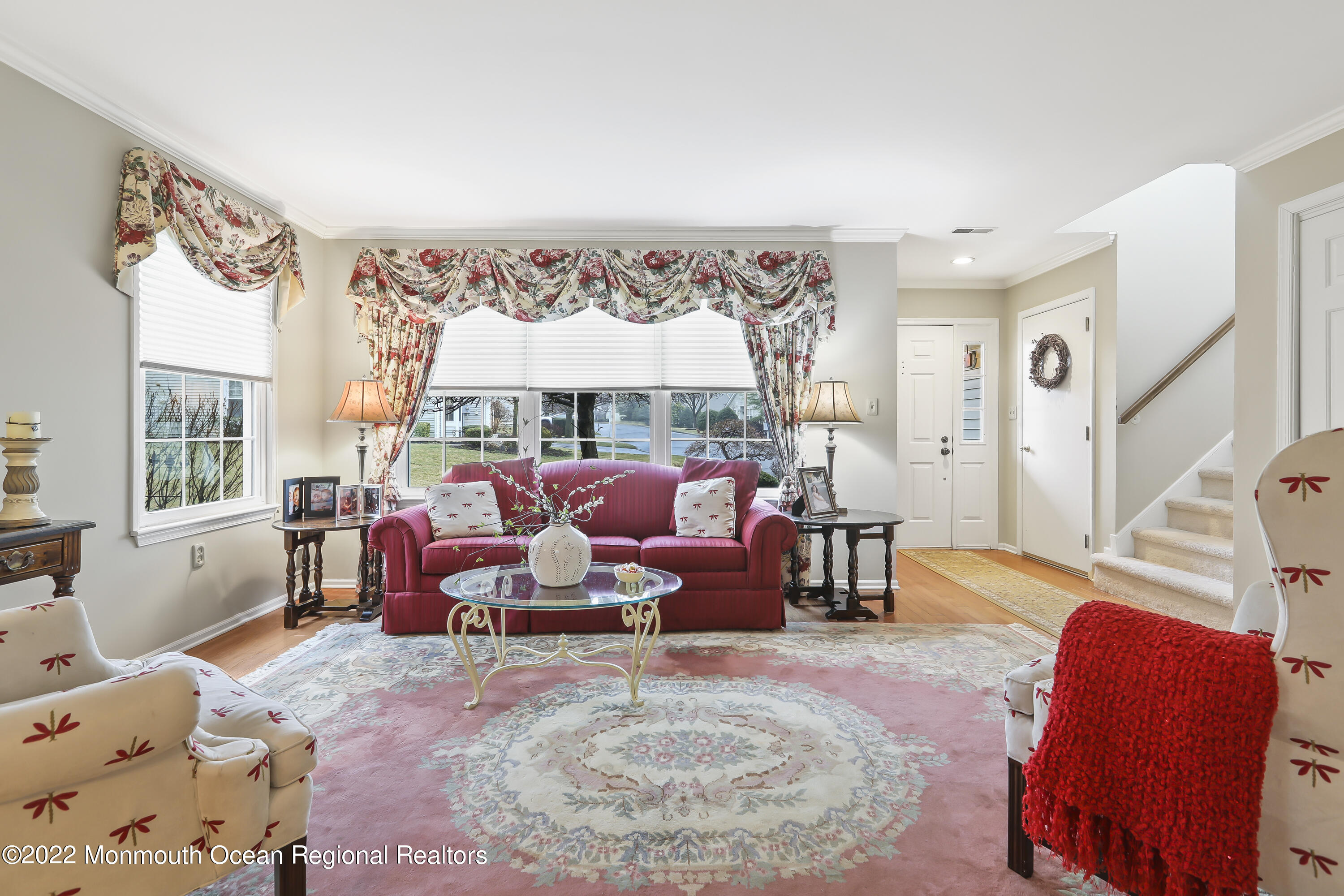 40 Hemlock Way Freehold, NJ 07728 - Photo 4 of 21 5W5A5281