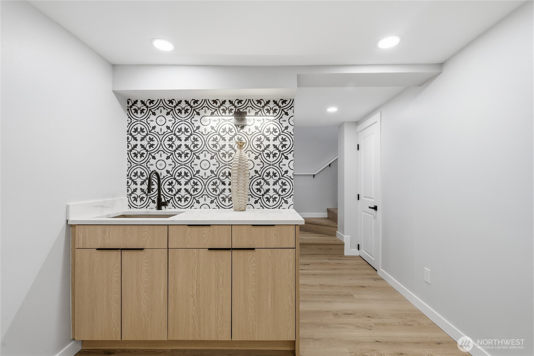 1927 42nd Avenue Southwest Seattle, WA 98116 - Photo 21 of 35