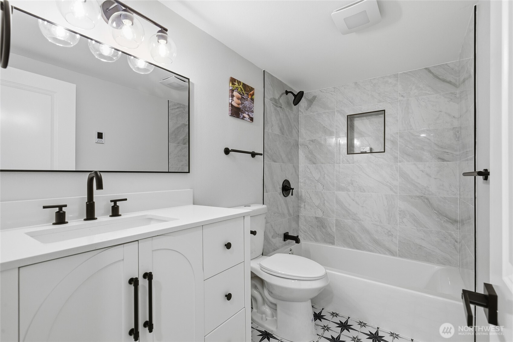 1927 42nd Avenue Southwest Seattle, WA 98116 - Photo 28 of 35