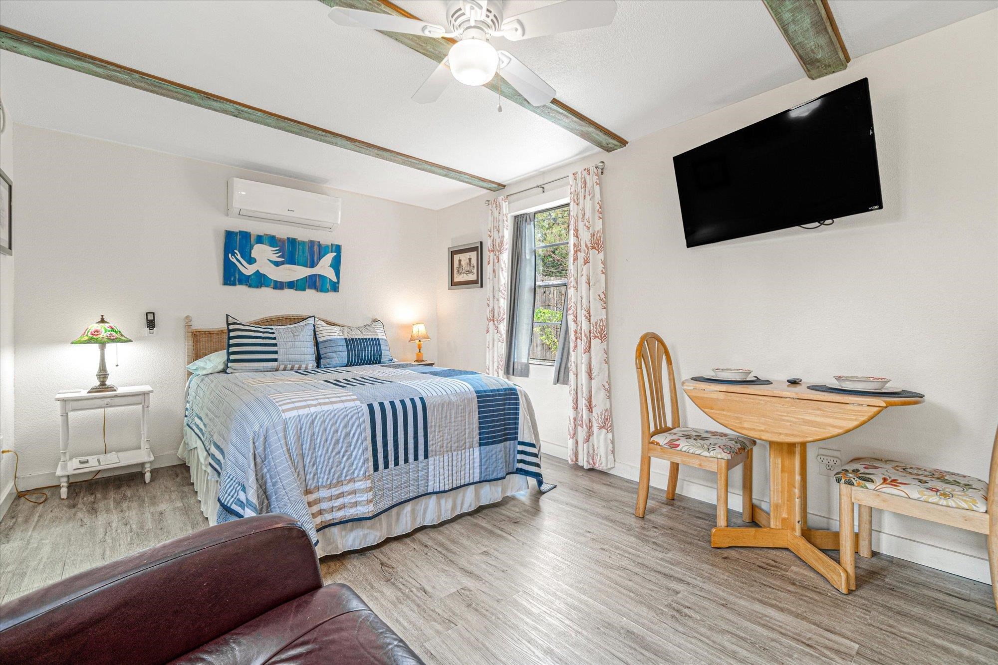 68 Kings Ferry Way St. Augustine, FL 32084 - Photo 39 of 52 Bedroom with light wood-type flooring, a mini split for heating / cooling, and ceiling fan