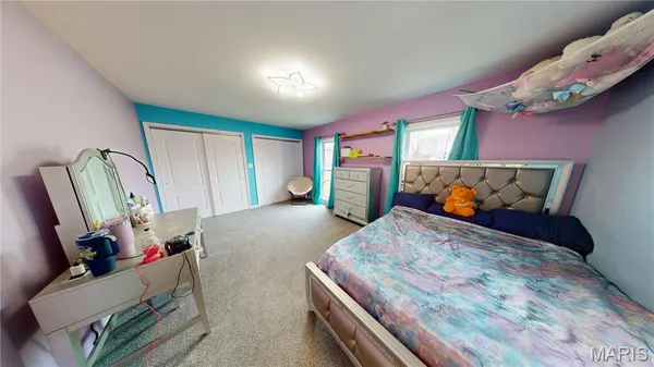 $590,000 | 1445 Mt Zion Avenue, Greenville, IL 62246