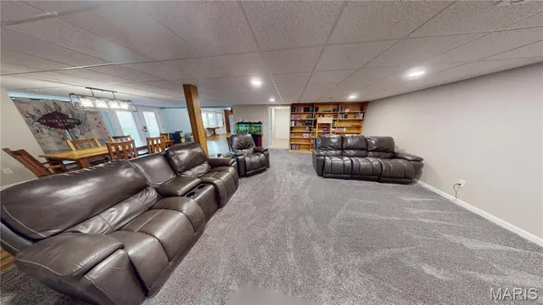 $590,000 | 1445 Mt Zion Avenue, Greenville, IL 62246