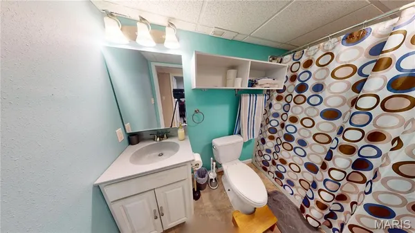 $590,000 | 1445 Mt Zion Avenue, Greenville, IL 62246