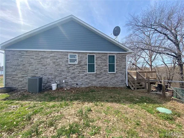 $590,000 | 1445 Mt Zion Avenue, Greenville, IL 62246