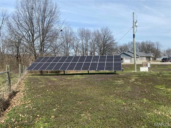 $590,000 | 1445 Mt Zion Avenue, Greenville, IL 62246