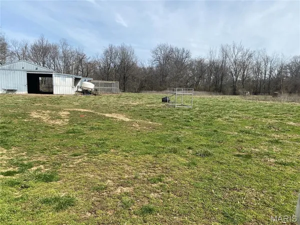 $590,000 | 1445 Mt Zion Avenue, Greenville, IL 62246