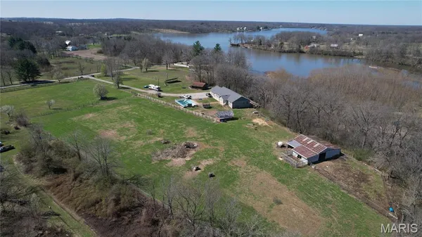 $590,000 | 1445 Mt Zion Avenue, Greenville, IL 62246