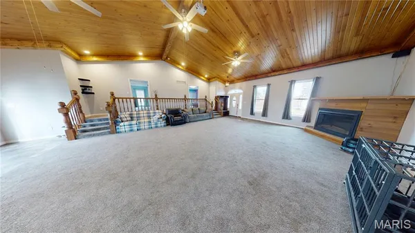 $590,000 | 1445 Mt Zion Avenue, Greenville, IL 62246