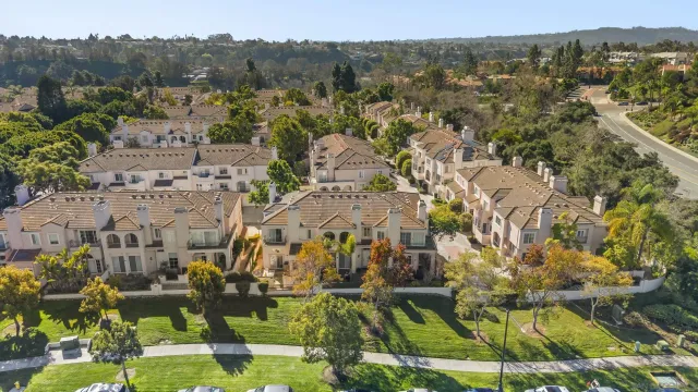 $1,550,000 | 5143 Renaissance Avenue, Unit B, San Diego, CA 92122