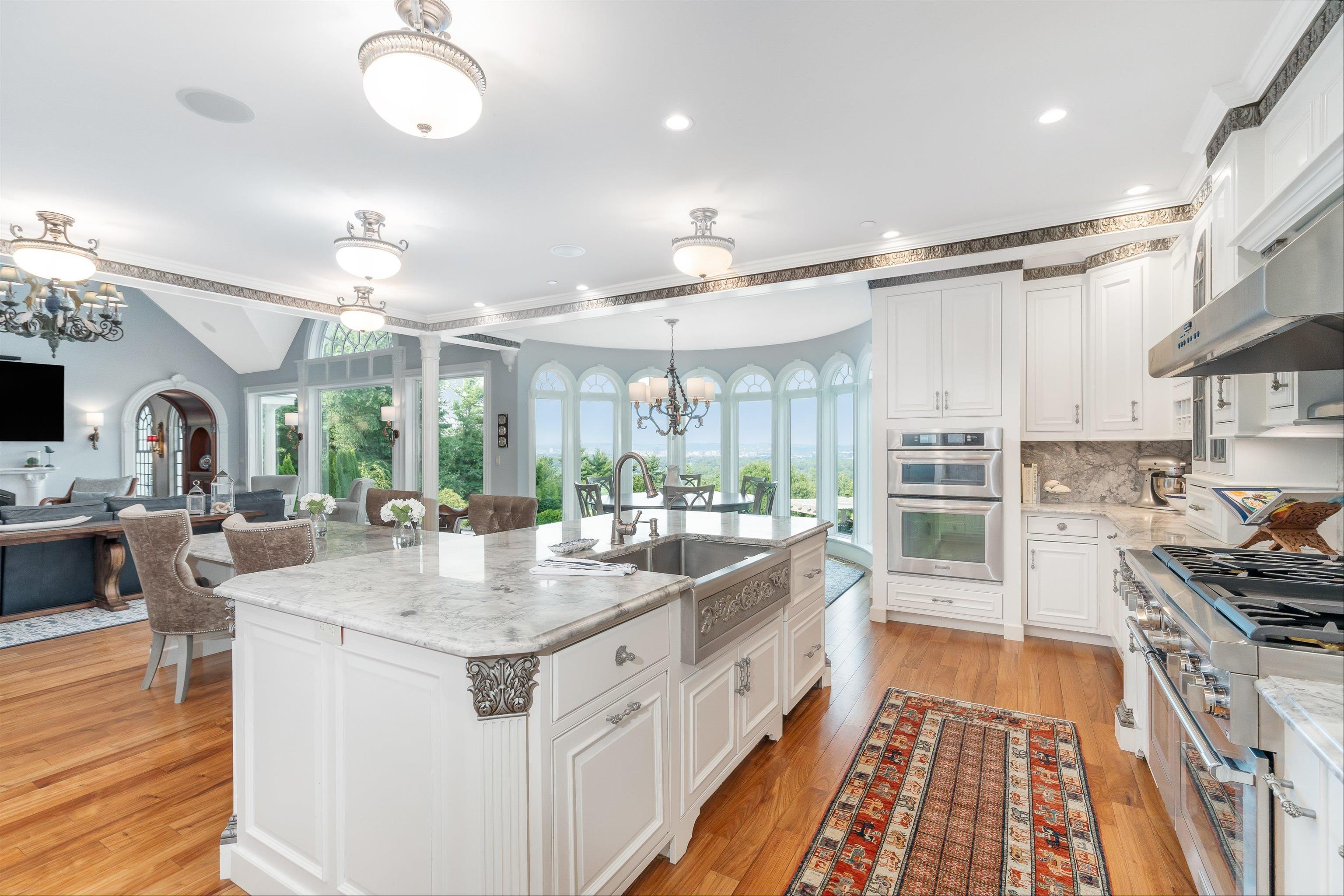 23 Arrowhead Drive Bedford, NH 03110 - Photo 35 of 40