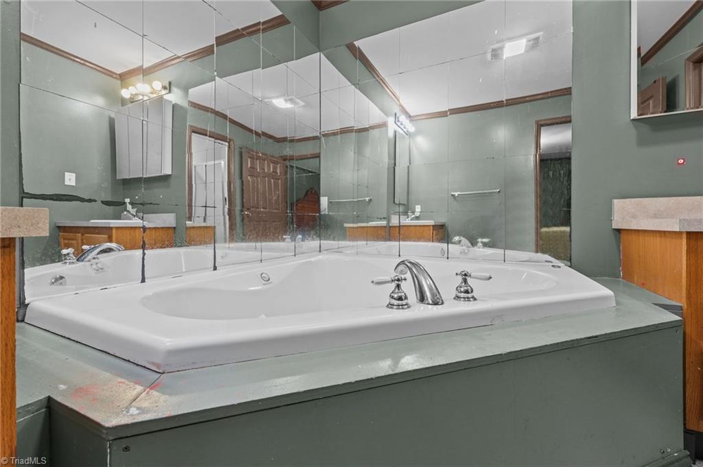 952 Flat Swamp Road Denton, NC 27239 - Photo 28 of 47