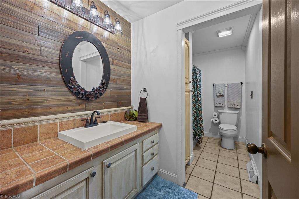 952 Flat Swamp Road Denton, NC 27239 - Photo 29 of 47