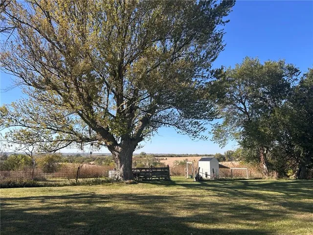 $292,000 | 21919 120th Street, Clearmont, MO 64431