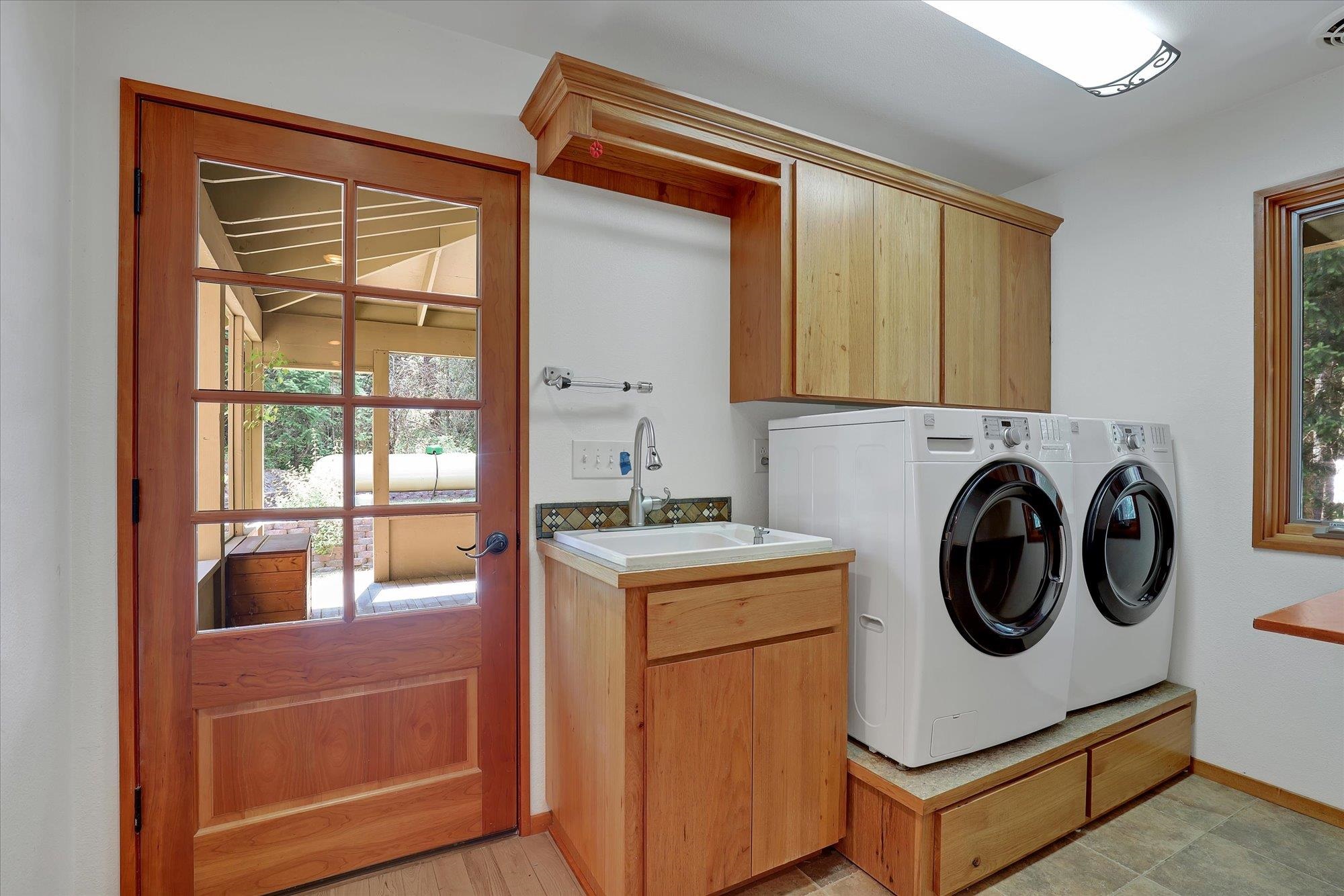 4325 G Highway 231 Springdale, WA 99173 - Photo 23 of 50