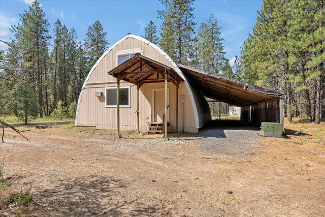 $899,000 | 4325 G Highway 231, Springdale, WA 99173