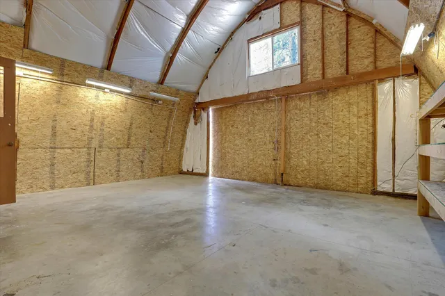 $899,000 | 4325 G Highway 231, Springdale, WA 99173