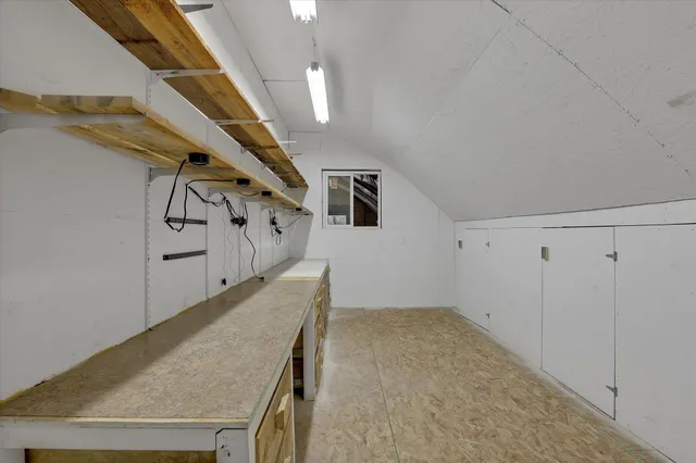 $899,000 | 4325 G Highway 231, Springdale, WA 99173