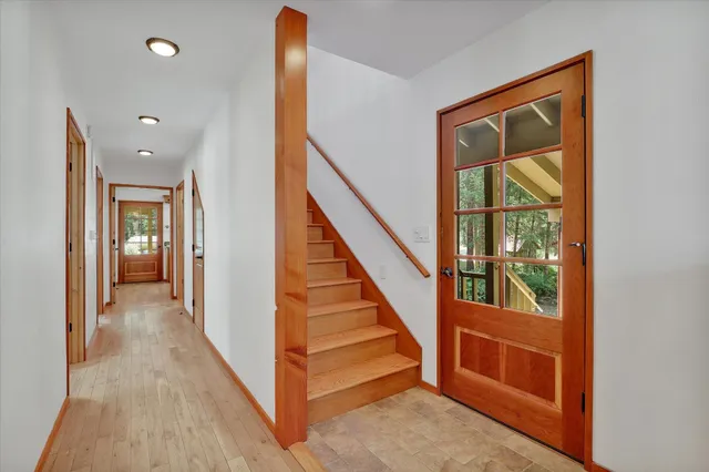 $899,000 | 4325 G Highway 231, Springdale, WA 99173