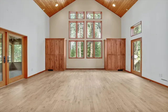 $899,000 | 4325 G Highway 231, Springdale, WA 99173