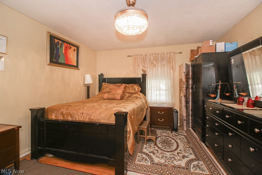 995 South Green Road Cleveland, OH 44121 - Photo 16 of 26