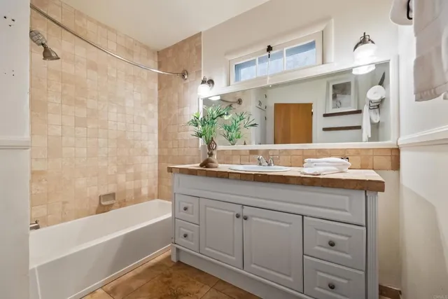 $1,395,000 | 301 South Horne Street, Oceanside, CA 92054