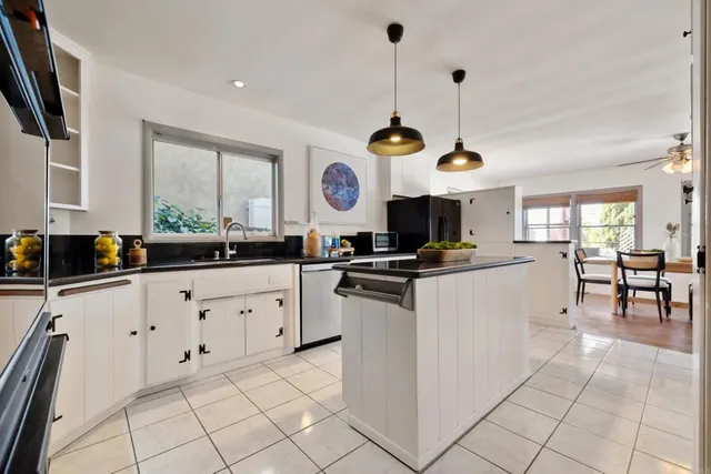 $1,395,000 | 301 South Horne Street, Oceanside, CA 92054