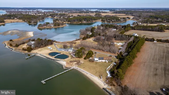 $945,000 | 26361 Chanticleer Road, Oxford, MD 21654