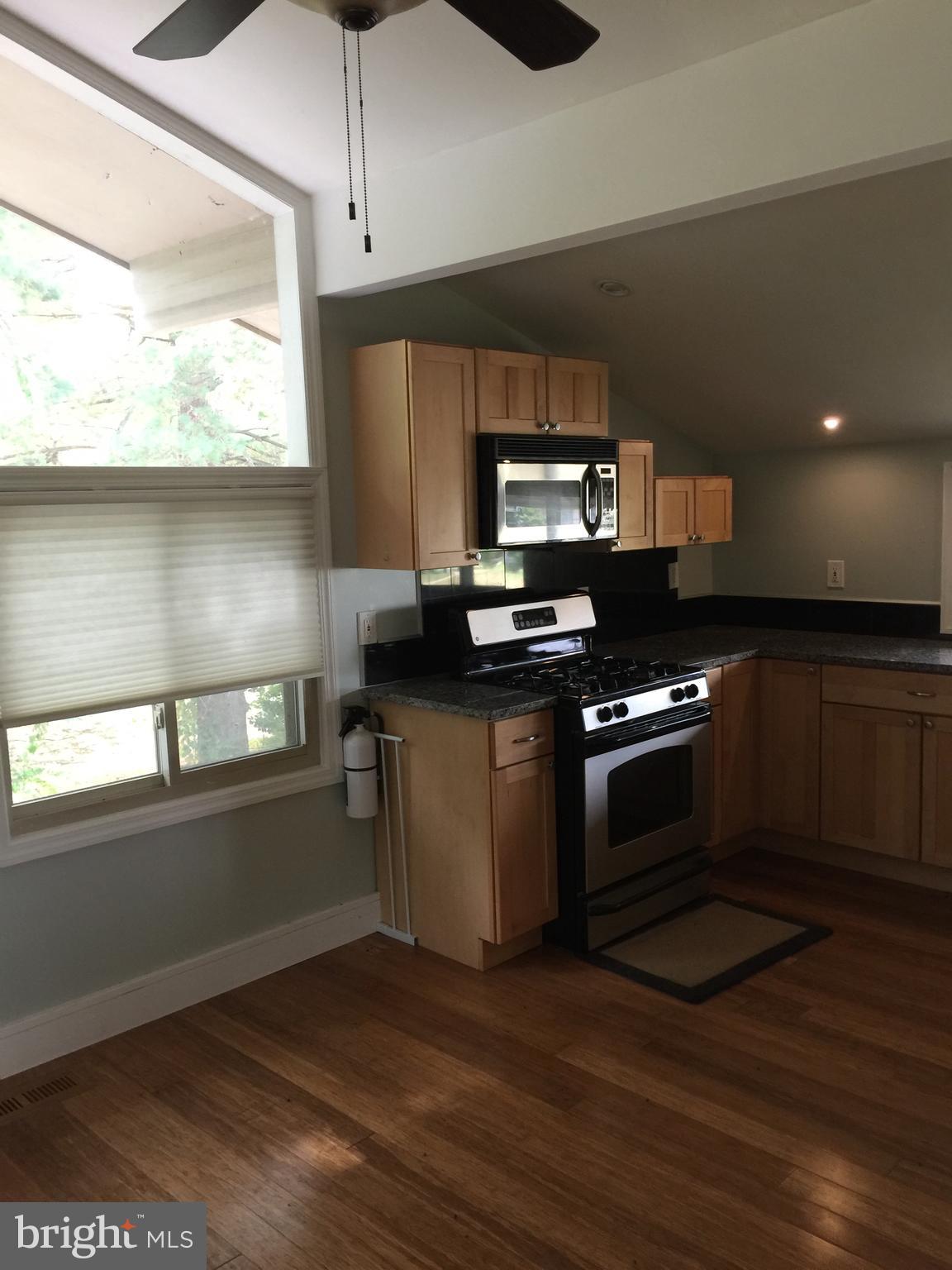 504 Lehigh Road South Glassboro, NJ 08028 - Photo 6 of 8
