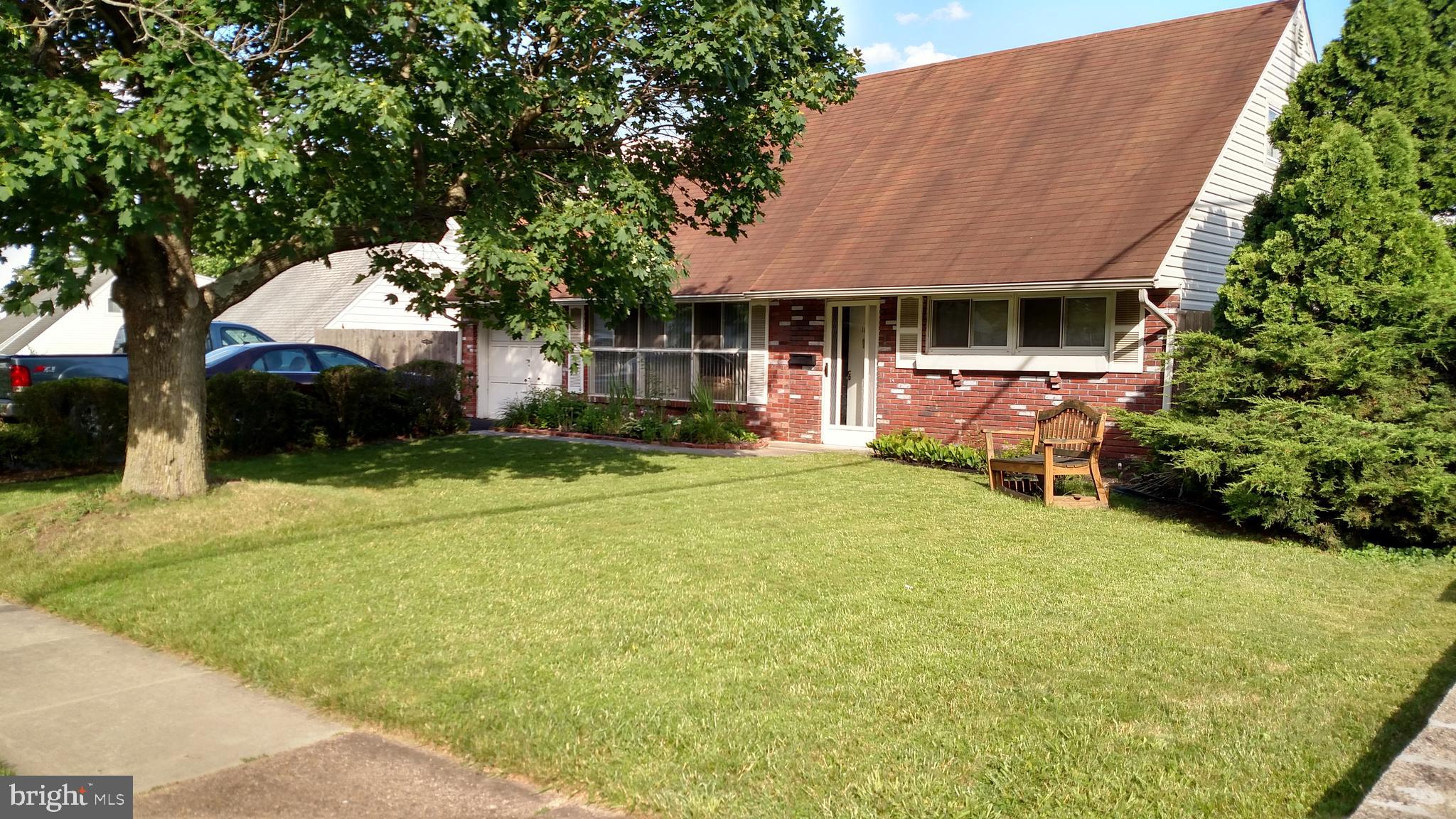 104 Hedge Road Levittown, PA 19056 - Photo 1 of 33 Gallery Image 1