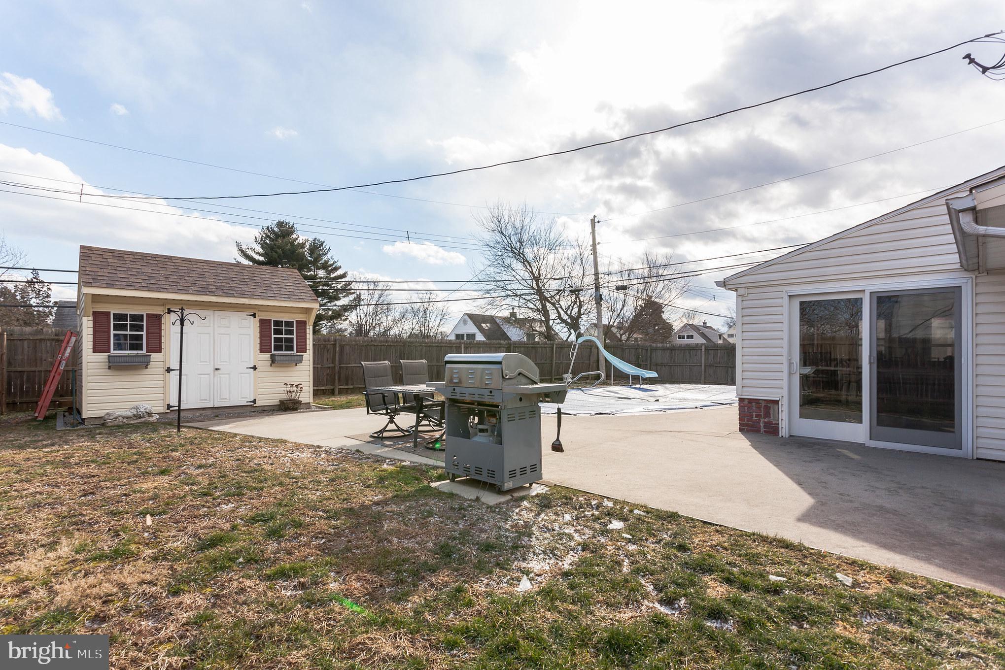 104 Hedge Road Levittown, PA 19056 - Photo 29 of 33 Gallery Image 29