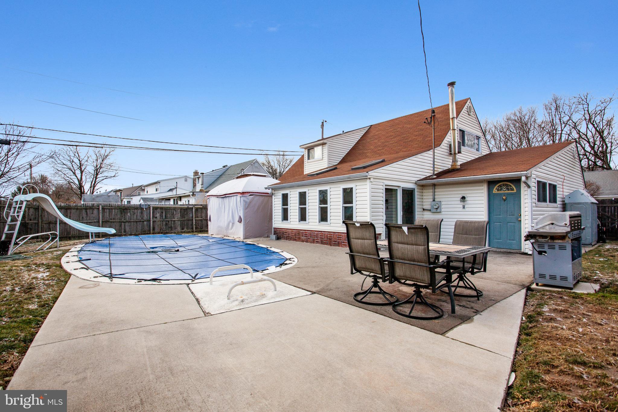 104 Hedge Road Levittown, PA 19056 - Photo 30 of 33 Gallery Image 30
