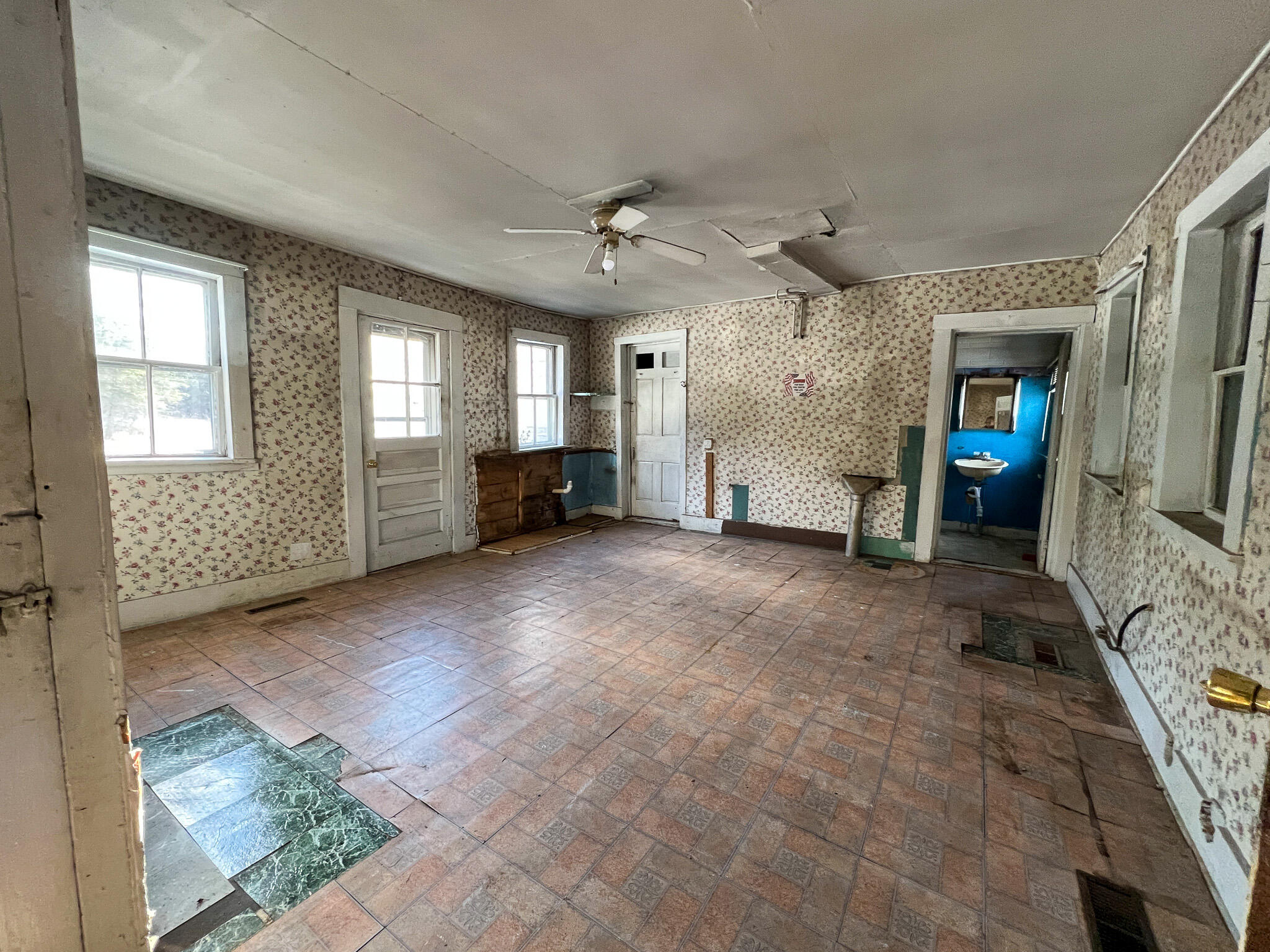 947 Main Street Springfield, ME 04487 - Photo 6 of 12 6