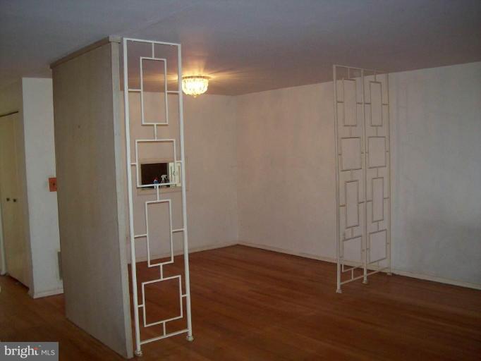 4203 Crest Heights Road Baltimore, MD 21215 - Photo 3 of 12 Dining Room
