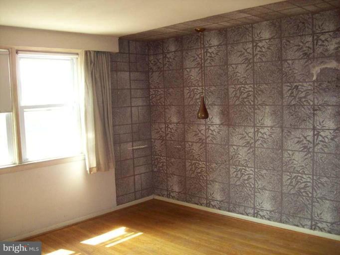 4203 Crest Heights Road Baltimore, MD 21215 - Photo 7 of 12 Master Bedroom