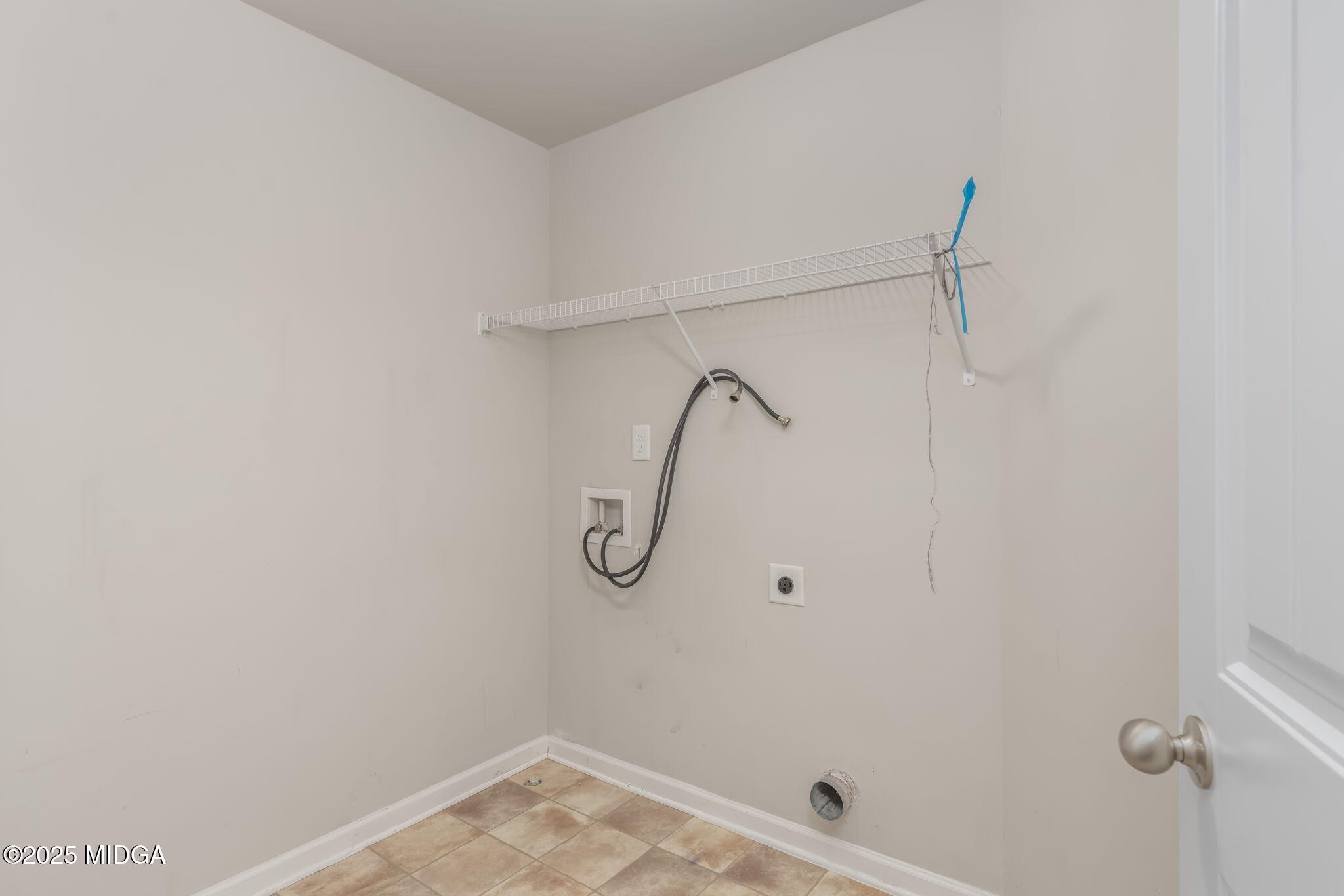 310 Ousley Way Perry, GA 31069 - Photo 15 of 43 30-web-or-mls-250630_Brandi_Perry_0027-E