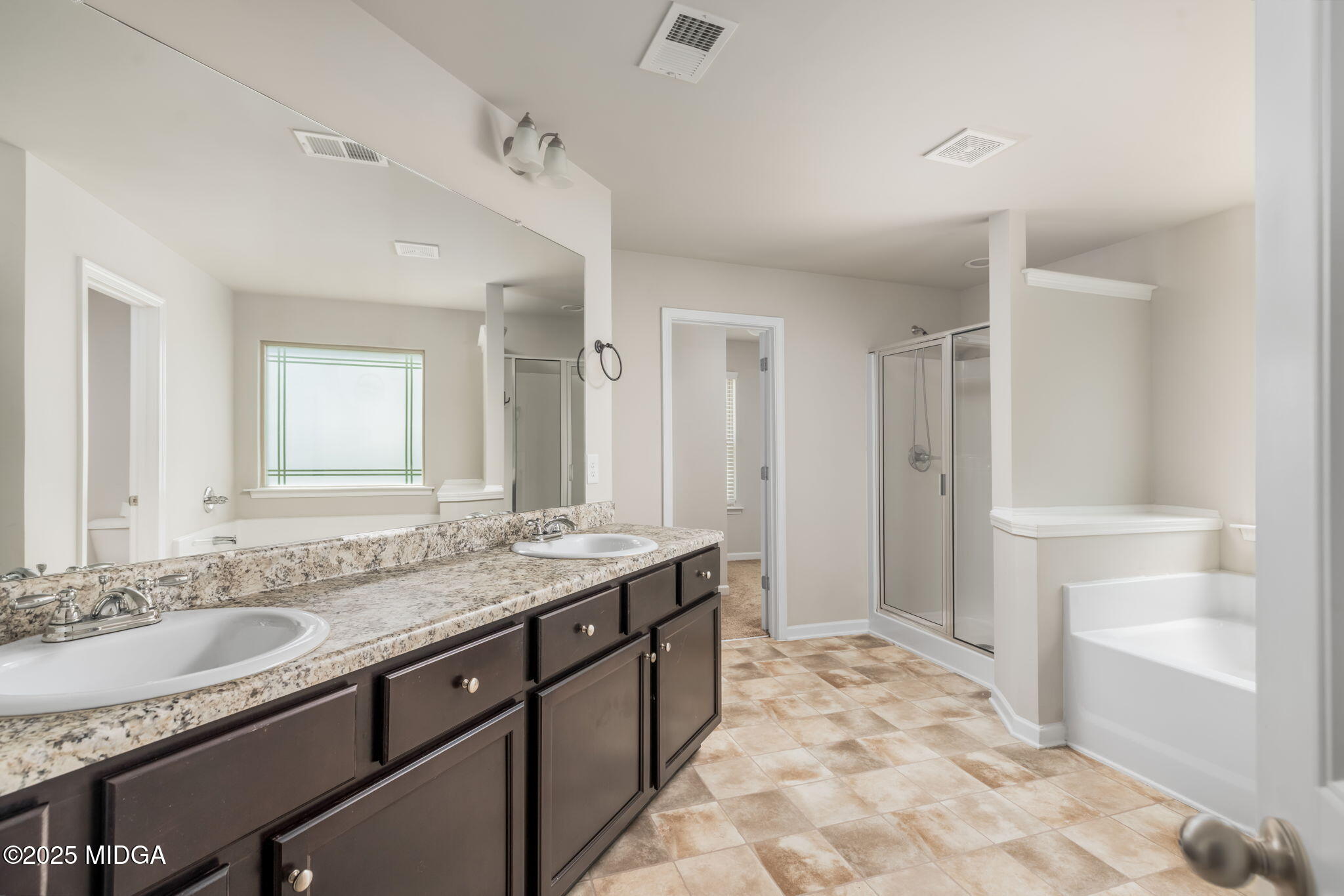 310 Ousley Way Perry, GA 31069 - Photo 24 of 43 19-web-or-mls-250630_Brandi_Perry_0145