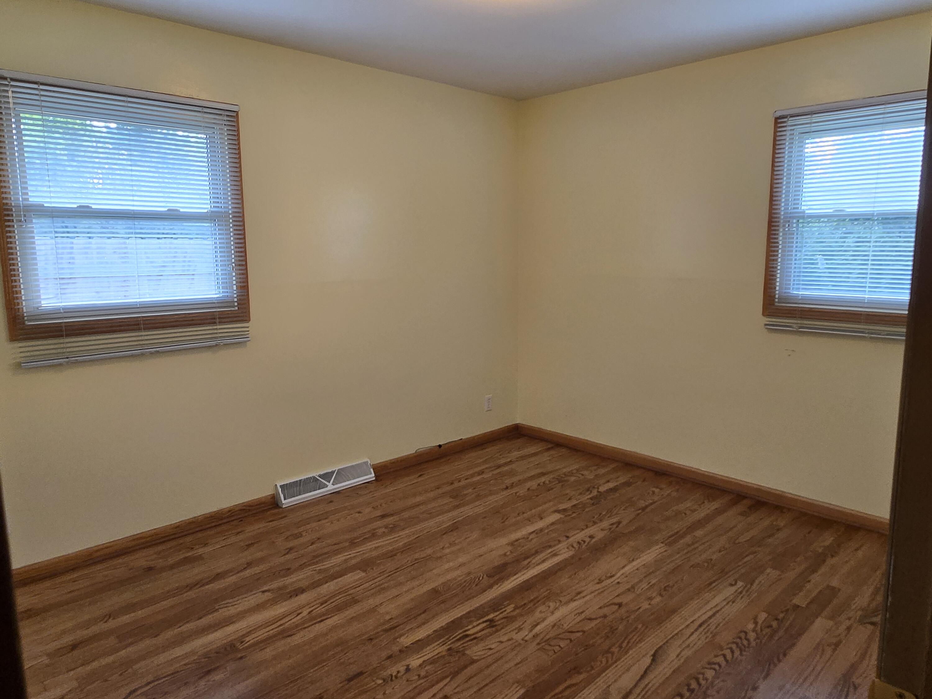 8081 North 105th Street Milwaukee, WI 53224 - Photo 24 of 37 BR 2