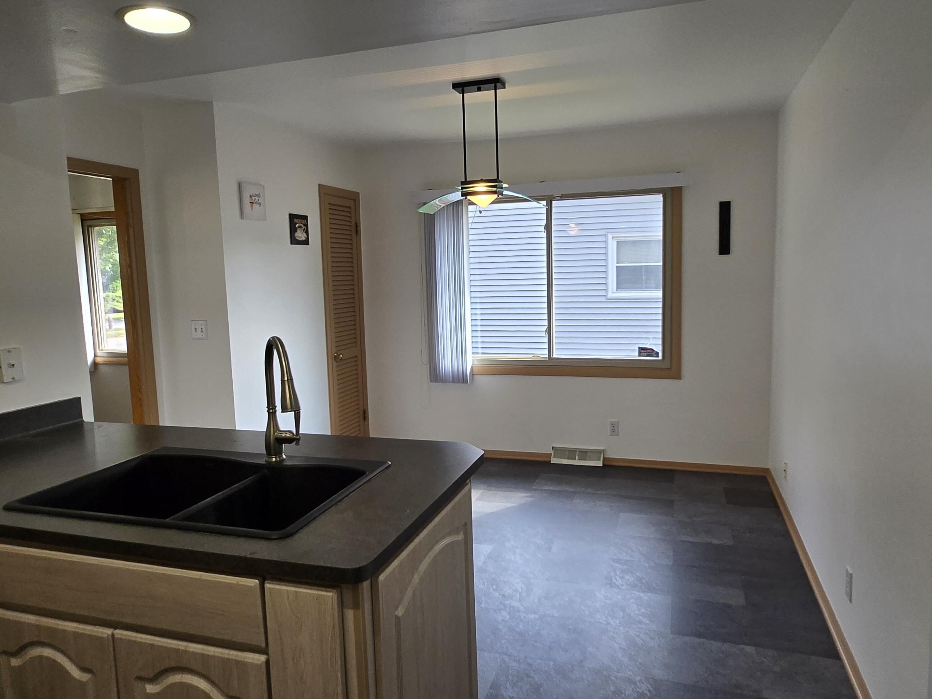 8081 North 105th Street Milwaukee, WI 53224 - Photo 8 of 37 Dinette