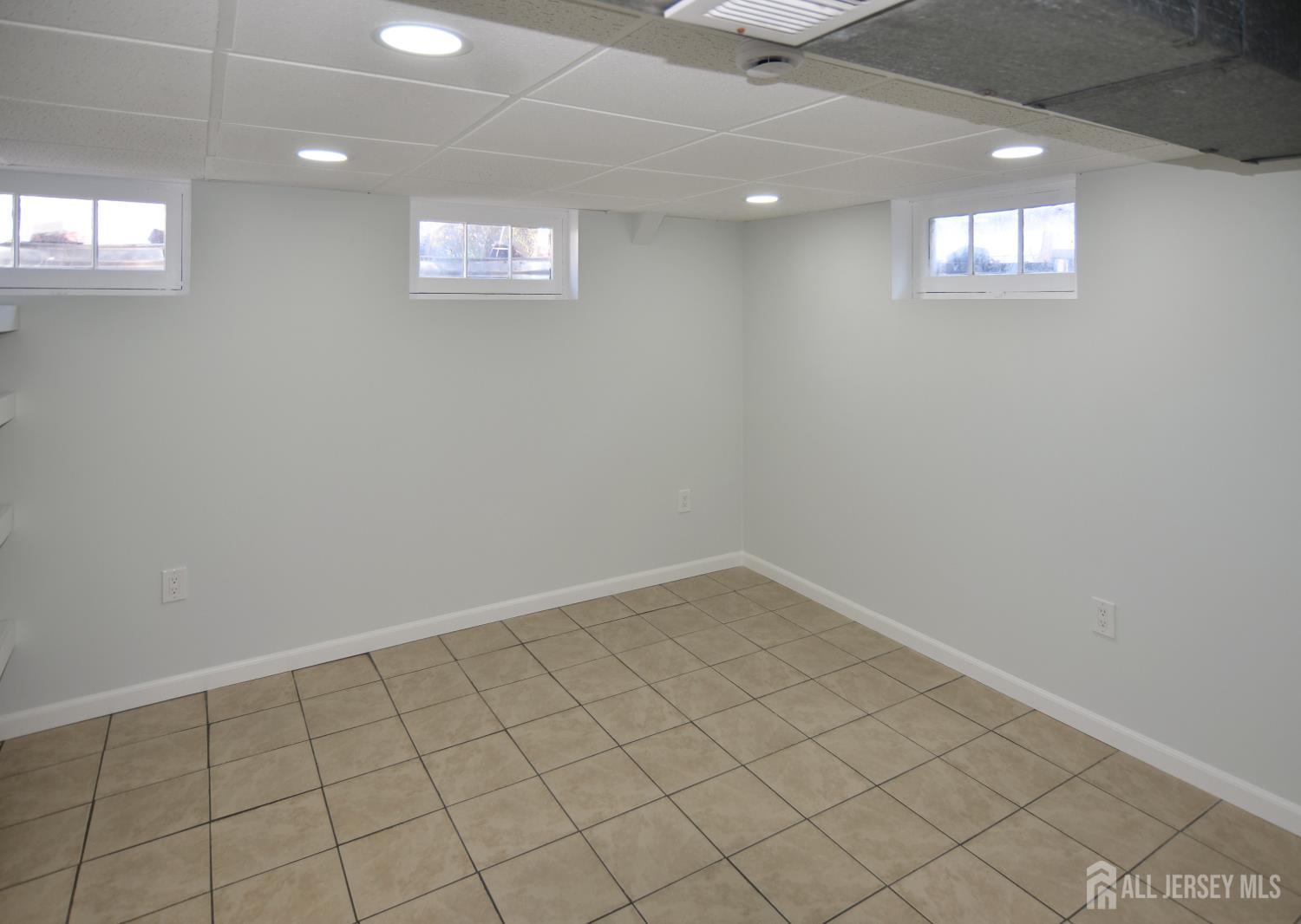 55 Bridge Street Sewaren, NJ 07077 - Photo 26 of 28