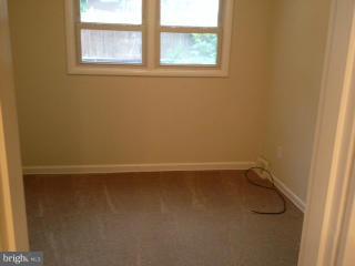 902 Whitehall Street Silver Spring, MD 20901 - Photo 5 of 30 Interior (General)