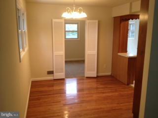 902 Whitehall Street Silver Spring, MD 20901 - Photo 6 of 30 Interior (General)