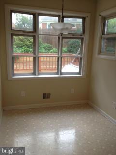 902 Whitehall Street Silver Spring, MD 20901 - Photo 10 of 30 Interior (General)