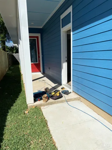 $1,750 | 605 South N Street, Pensacola, FL 32502