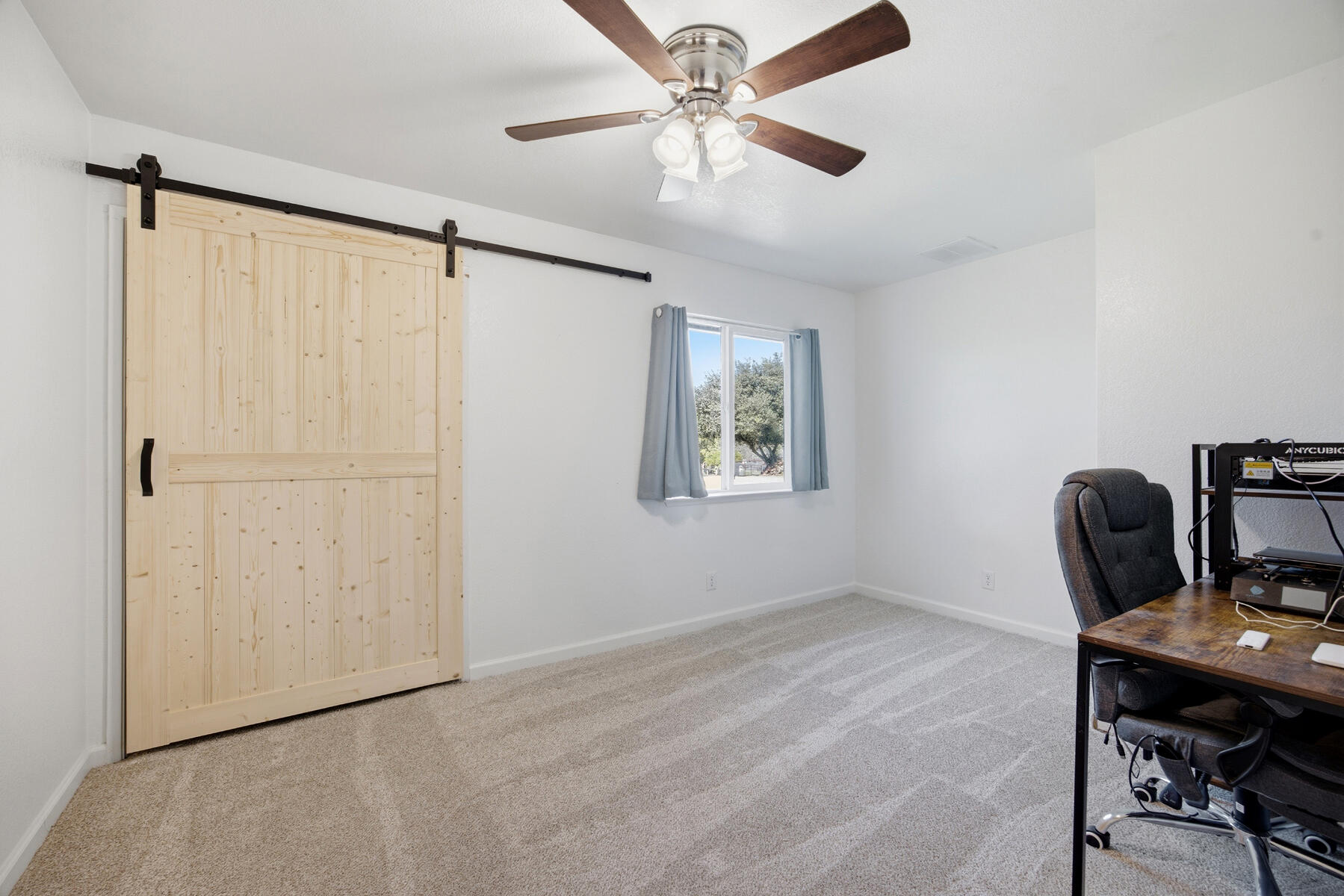 31393 Dahlem Drive Exeter, CA 93221 - Photo 21 of 79 21 - Bedroom #1 (1)