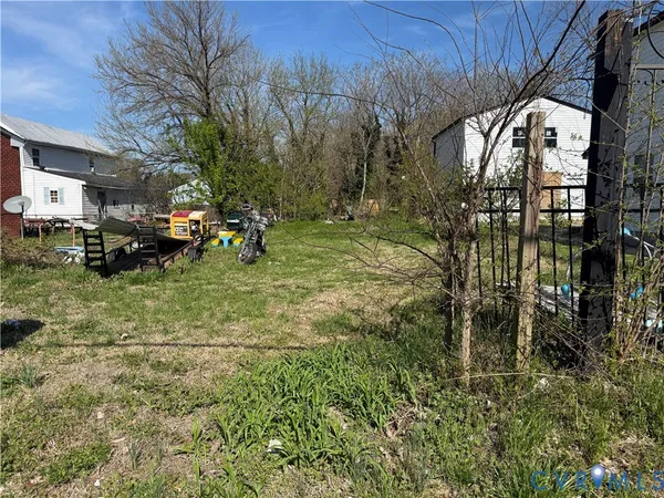 $25,000 | 107-0109 South West Street, Petersburg, VA 23803