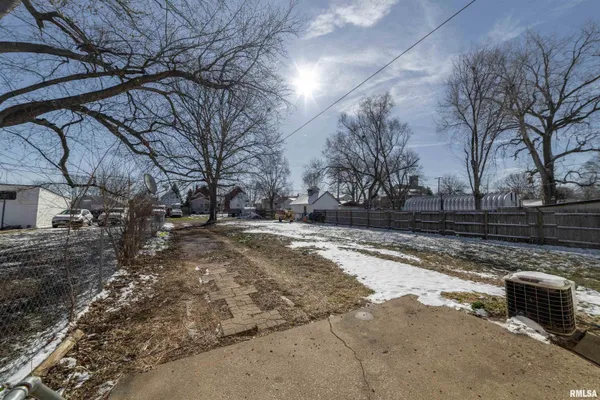 $119,900 | 1324 North 9th Street, Quincy, IL 62301