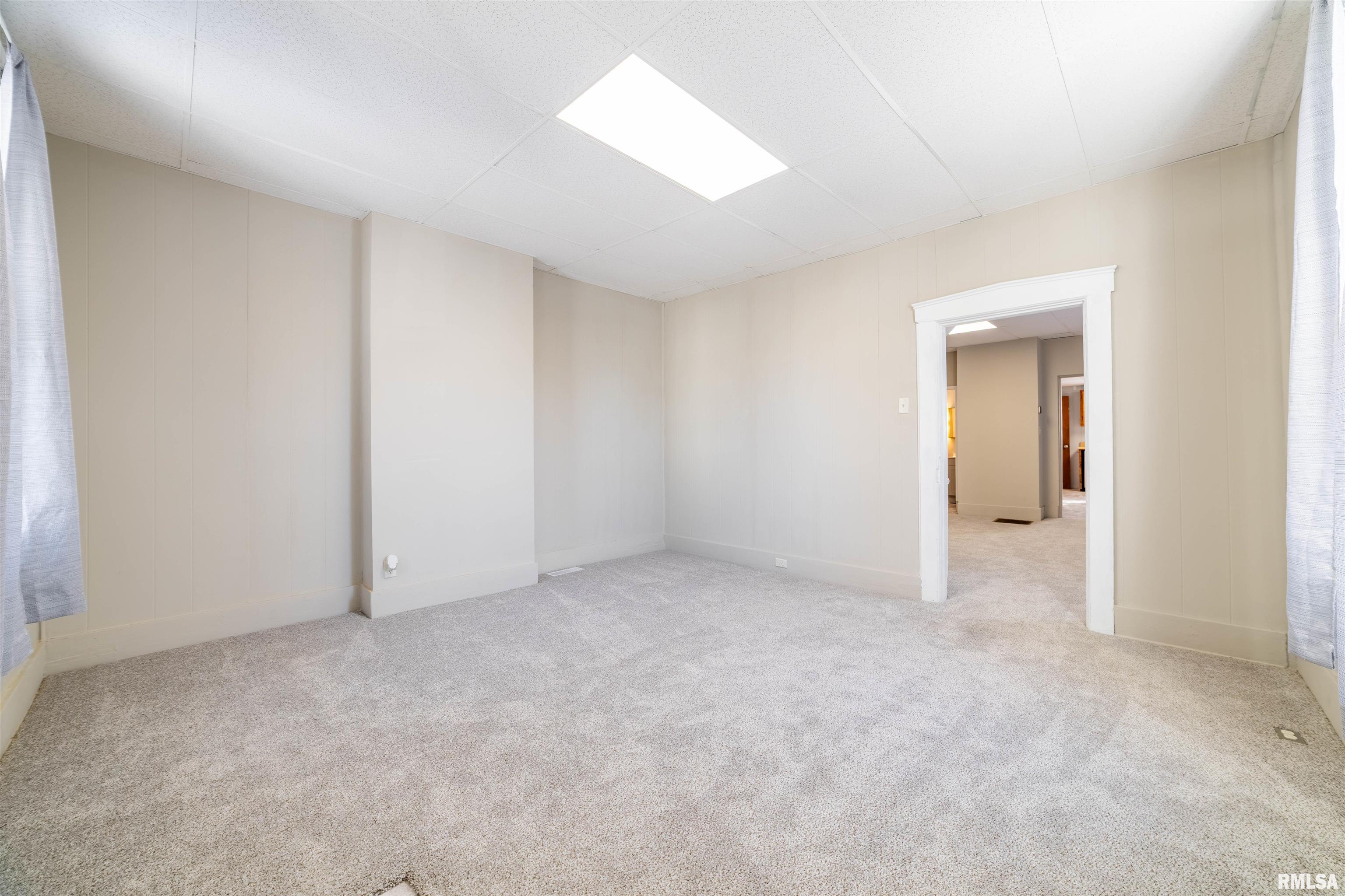 1324 North 9th Street Quincy, IL 62301 - Photo 4 of 31